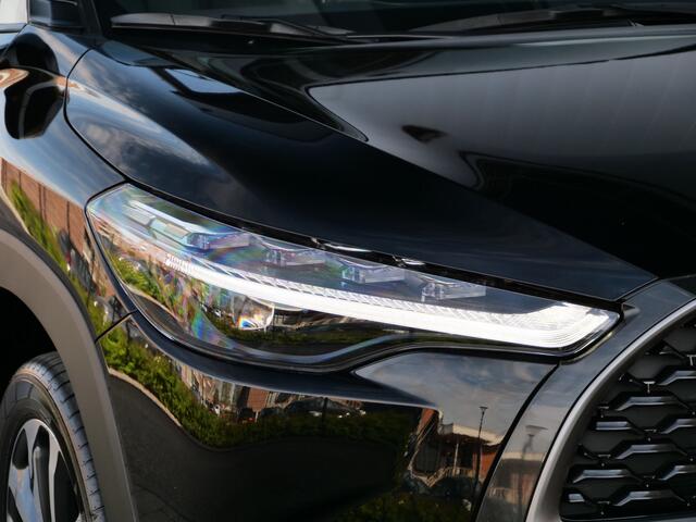 Toyota COROLLA Cross Hybrid 140 Pk Automaat Style Navigatie / DAB / Apple Carplay / Camera / Pano-dak / Winterpakket