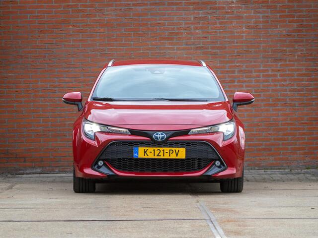 Toyota COROLLA Touring Sports 1.8 Hybrid Business Plus LED Stoelverwarming 17"