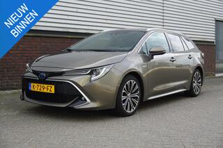 toyota-corolla-touring-sports-1.8-h