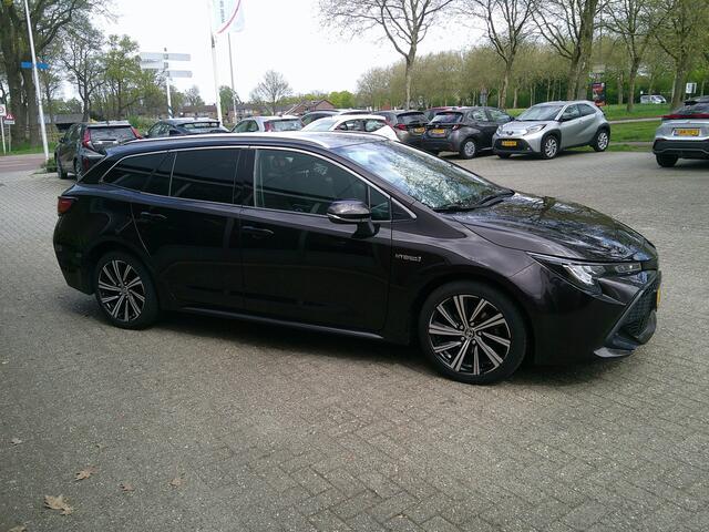 Toyota COROLLA Touring Sports 1.8 Hybrid Business Plus Trekhaak
