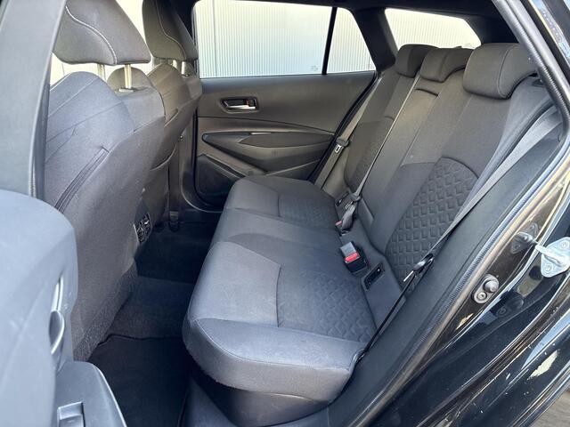 Toyota COROLLA Touring Sports 1.8 Hybrid Dynamic **ADAPTIEF CRUISE CONTROL/ KEYLESS/ STOELVERWARMING**