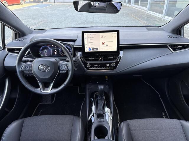 Toyota COROLLA Touring Sports Hybrid 140 Dynamic Ultimate **DODEHOEK DETECTIE/ STUURWIELVERWARMING/ ELEKTRONISCHE ACHTERKLEP**