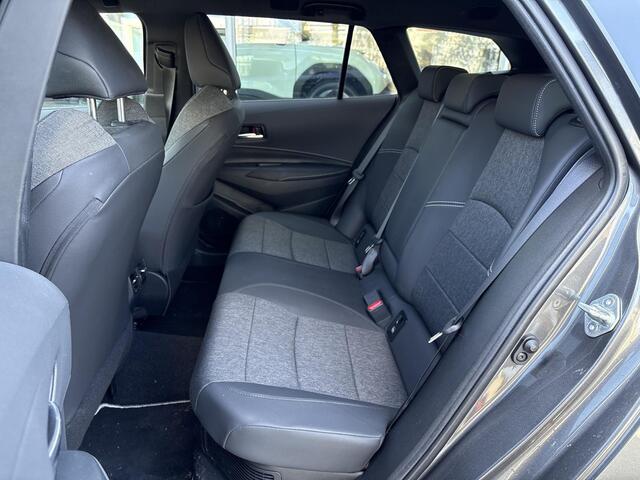 Toyota COROLLA Touring Sports Hybrid 140 Dynamic Ultimate **DODEHOEK DETECTIE/ STUURWIELVERWARMING/ ELEKTRONISCHE ACHTERKLEP**