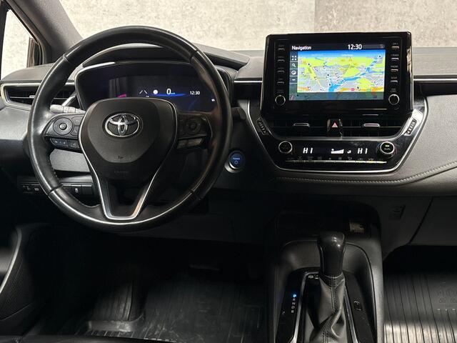 Toyota COROLLA 1.8 Hybrid Sport Automaat (NAVIGATIE, LEDER, VIRTUAL COCKPIT, CAMERA, SPORTSTOELEN, GETINT GLAS, ADAPTIVE CRUISE, NIEUWE APK, NIEUWSTAAT)
