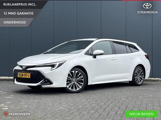 toyota-corolla-touring-sports-hybri