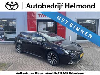 toyota-corolla-touring-sports-1.8-h