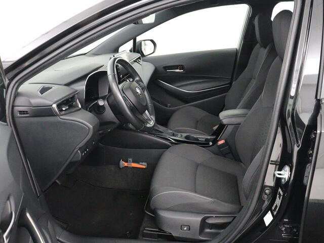 Toyota COROLLA 1.8 Hybrid Business Intro | Head-Up | Stoelverwarming | Adaptive cruise | Navigatie | Keyless | Full LED | Park Assist | Climate control | Bluetooth