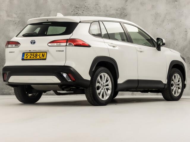 Toyota COROLLA Cross 2.0 High Power Hybrid Sport 197Pk Automaat (VIRTUAL COCKPIT, APPLE CARPLAY, CAMERA, LEDER, SPORTSTOELEN, KEYLESS, ADAPTIVE CRUISE, NIEUWSTAAT)
