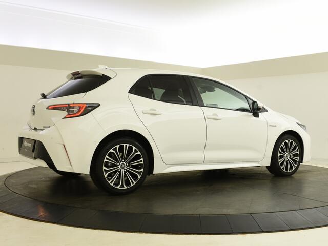 Toyota COROLLA 1.8 Hybrid Dynamic | Navigatie | Stoelverwarming | Blindspot BSM