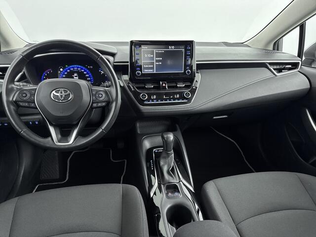 Toyota COROLLA Sedan 1.8 Hybrid Active | NL-Auto | Apple Carplay/Android Auto | Parkeercamera | Onderweg-naar-dealer