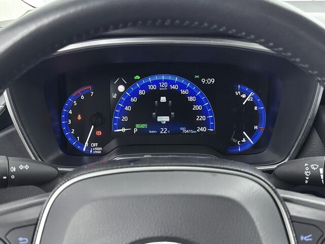 Toyota COROLLA Sedan 1.8 Hybrid Active | NL-Auto | Apple Carplay/Android Auto | Parkeercamera | Onderweg-naar-dealer