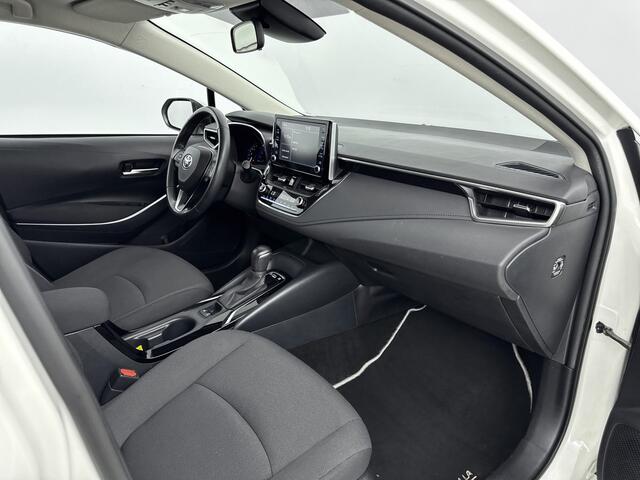 Toyota COROLLA Sedan 1.8 Hybrid Active | NL-Auto | Apple Carplay/Android Auto | Parkeercamera | Onderweg-naar-dealer