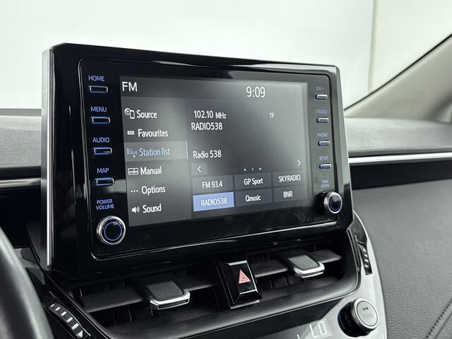Toyota COROLLA Sedan 1.8 Hybrid Active | NL-Auto | Apple Carplay/Android Auto | Parkeercamera | Onderweg-naar-dealer