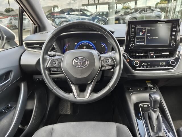 Toyota COROLLA Touring Sports 1.8 Hybrid Dynamic | Trekhaak | Stoelverwarming | Apple Carplay