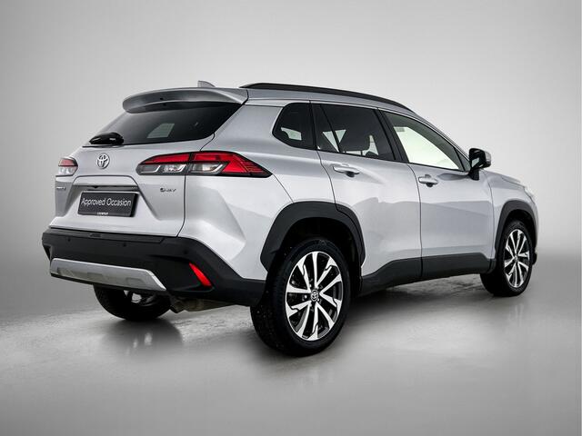 Toyota COROLLA Cross Hybrid 140 Dynamic + | Stoel stuur en voorruitverwarming |