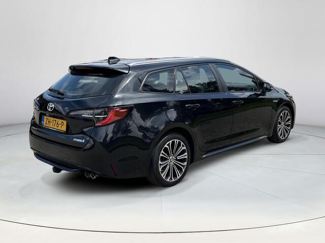 Toyota COROLLA Touring Sports 2.0 Hybrid First Edition | Navigatie | Parkeer camera | LM Velgen | Adaptive cruise control | Climate control | Trekhaak