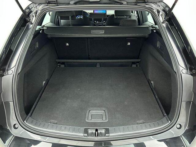 Toyota COROLLA Touring Sports 1.8 Hybrid Automaat Active Navigatie Apple Carplay/Android Auto Camera Parkeersensoren Adaptive Cruise Control Full Led Climate Control Lichtmetalen velgen