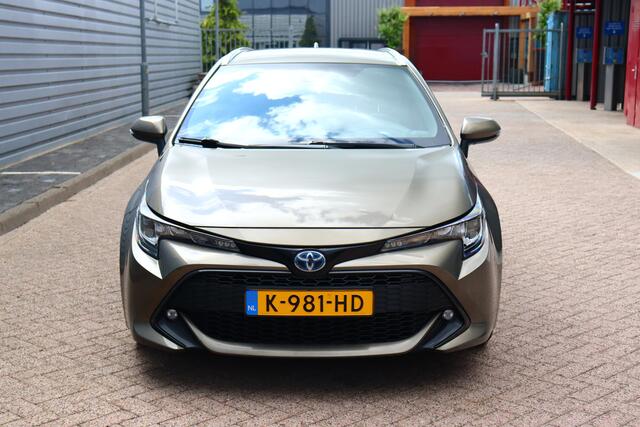 Toyota COROLLA Touring Sports 2.0 Hybrid Business Plus O.a: ACC, Clima, Carplay, Stoelverw, Camera, Etc. All-in prijs!
