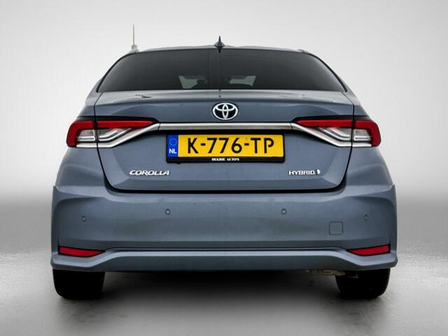 Toyota COROLLA 1.8 Hybrid Executive Sedan / Leder / Navigatie / Xenon / Pdc.V+A / Airco-ecc./ Radio multimedia / Apk 03-2027