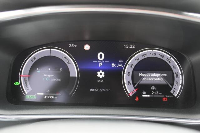 Toyota COROLLA Touring Sports 1.8 Hybrid First Edition | Trekhaak | Adaptieve Cruise Control | Stoelverwarming | 17 Inch Lichtmetalen Velgen | Electrische achterklep