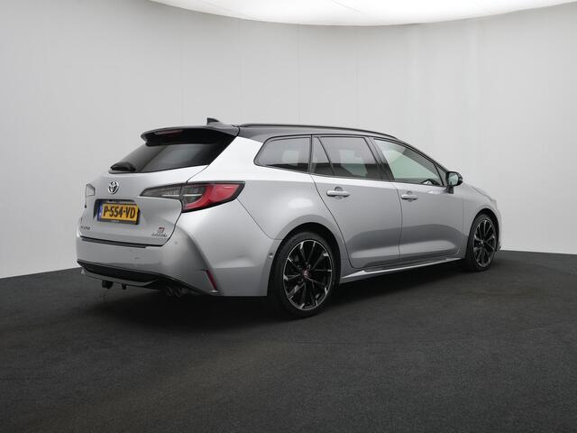 Toyota COROLLA Touring Sports 2.0 Hybrid GR-Sport Plus | Panorama Dak | HUD | JBL-Audio | Dode Hoek Detectie |