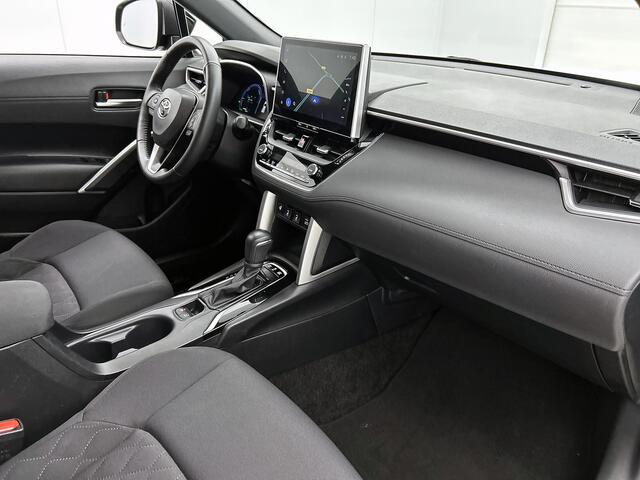 Toyota COROLLA Cross 2.0 High Power Hybrid First Edition | Trekhaak | 18" LMV | LED |