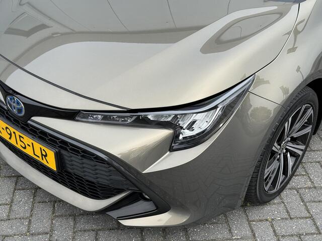 Toyota COROLLA Touring Sports 1.8 Hybrid Dynamic / Navigatie / All season banden / Stoelverwarming /