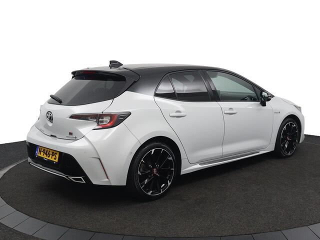 Toyota COROLLA 2.0 Hybrid GR-Sport Plus Origineel Nederlands | Voorstoelen verwarmd | Parkeersensoren rondom |