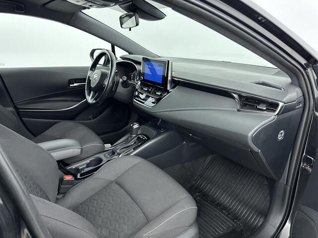Toyota COROLLA Touring Sports 2.0 Hybrid Active Plus | Trekhaak | Stoel / Stuur Verwarming | Onderweg-naar-dealer