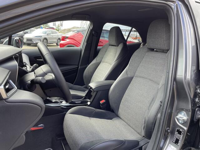 Toyota COROLLA Hybrid 140 Dynamic **PARKEERSENSOREN/ NAVIGATIE/ STOELVERWARMING**
