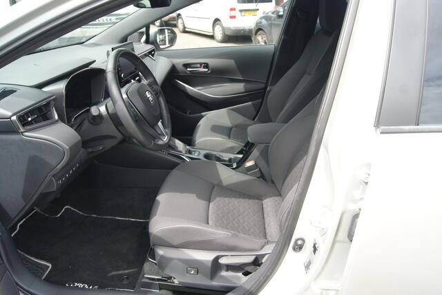 Toyota COROLLA Touring Sports 1.8 Hybrid Executive Navi,Camera,Clima,Cruise,Trekhaak,RIJKLAARPRIJS!!