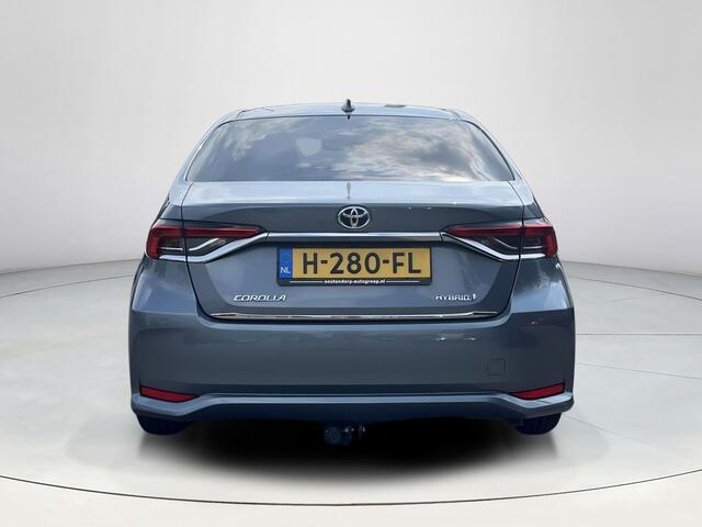 Toyota COROLLA 1.8 Hybrid First Edition | Trekhaak | Navigatie | Apple CarPlay/Android auto | Achteruitrijcamera