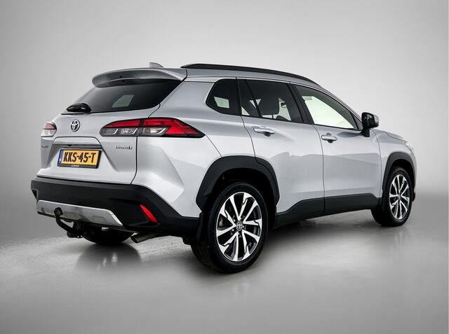 Toyota COROLLA Cross Hybrid 200 Style | BTW voertuig | Dodehoek detectie | Stoel+stuurverwarming | Parkeersensoren voor+achter | Elektrische achterklep | Draadloze telefoonlader | Trekhaak | Apple CarPlay/Android auto |