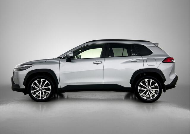 Toyota COROLLA Cross Hybrid 200 Style | BTW voertuig | Dodehoek detectie | Stoel+stuurverwarming | Parkeersensoren voor+achter | Elektrische achterklep | Draadloze telefoonlader | Trekhaak | Apple CarPlay/Android auto |