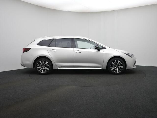 Toyota COROLLA Touring Sports Hybrid 180 Dynamic | Voorraad Actie | Snel rijden |