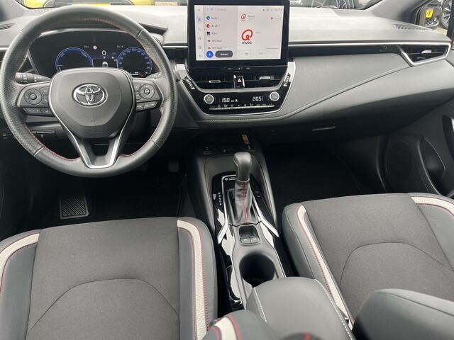 Toyota COROLLA Hybrid 140 GR Sport | Super green met zwart dak | Carplay | Parkeersensoren | 18 inch LM-velgen |