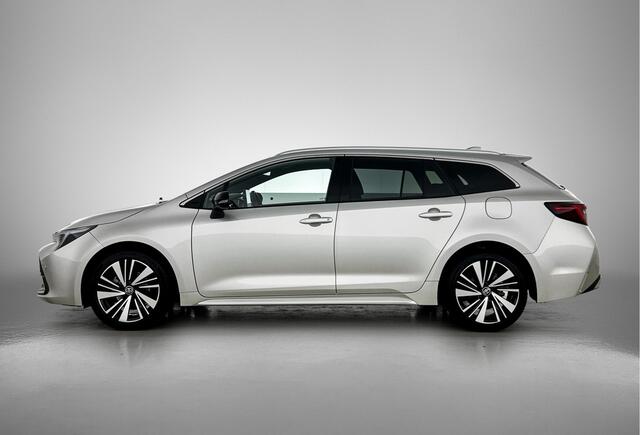Toyota COROLLA Touring Sports Hybrid 140 Dynamic | NL-Auto | Fabr garantie mogelijk t/m 03-2035! Onderweg-naar-dealer