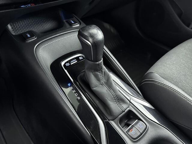 Toyota COROLLA 1.8 Hybrid Dynamic | Voorruit-Stuur-Stoelverwarming | Parkeersensoren V+A | Onderweg-naar-dealer