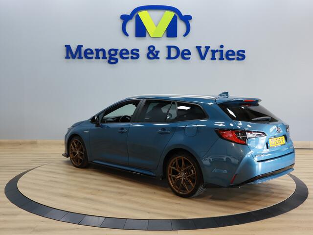 Toyota COROLLA Touring Sports 1.8 Hybrid First Edition Airco ECC | 19 Inch | Camera | Adaptive Cruise | Maxton | Navigatie | Isofix | NAP