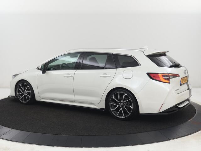 Toyota COROLLA 2.0 Hybrid Business Sport Intro Adaptive cruise | Achteruitrij camera | Head Up | Navigatie | Carplay | Bluetooth | JBL Sound | Climate control |