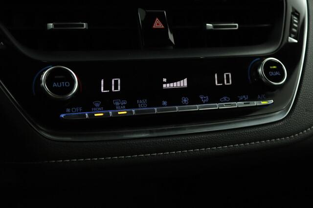 Toyota COROLLA Touring Sports 1.2 Turbo Active | Adaptive Cruise Control | Navigatie | Achteruitrijcamera | Apple Carplay | Android Auto | Trekhaak | 1300 kg trekgewicht |