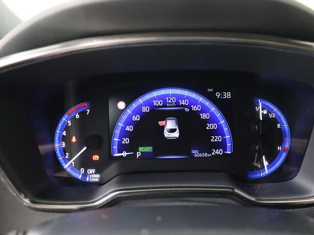 Toyota COROLLA 1.8 Hybrid HB GR Sport | BTW voertuig | Stoelverwarming | Navigatie | Apple CarPlay/Android Auto | Cruise Control Adaptive | Achteruitrijcamera | Draadloze telefoonlader | Full LED koplampen |