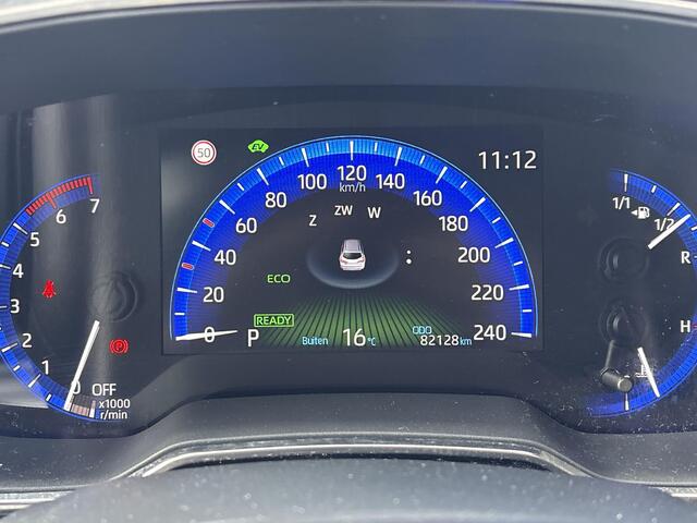 Toyota COROLLA Touring Sports 1.8 Hybrid First Edition **ADAPTIEF CRUISE CONTROL/ NAVIGATIE/ PARKEERCAMERA**