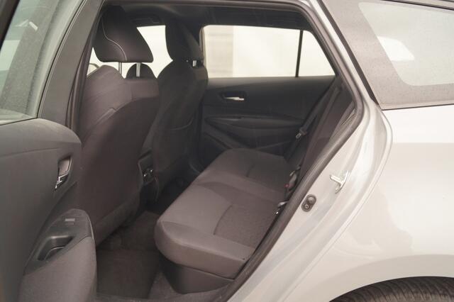 Toyota COROLLA Touring Sports 1.8 Hybrid Active -ECC-CARPLAY-CAM-