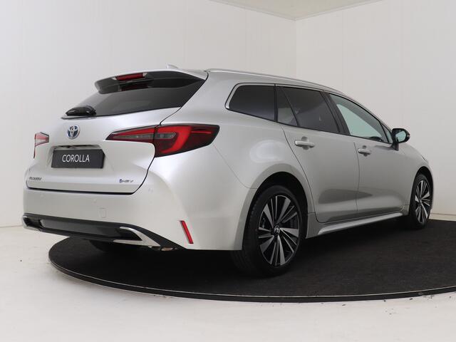 Toyota COROLLA Touring Sports Hybrid 140 Dynamic | Navigatie | PDC | ¤5000 korting