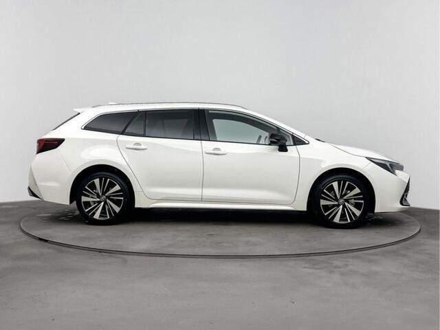 Toyota COROLLA Touring Sports Hybrid 180 Dynamic | Dynamic Grey | Direct leverbaar ¤ 5000 korting