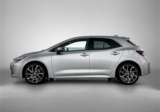 Toyota COROLLA Hybrid 140 Executive | Dealer onderhouden | 1e eigenaar | JBL | Head-Up Display | Dodehoek detectie | FULL LED verlichting Adaptive | Parkeersensoren voor+achter | Stoelverwarming | Draadloze telefoonlader |
