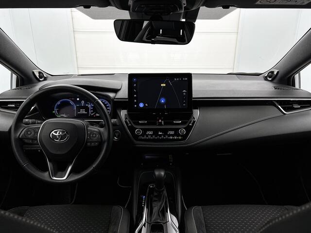Toyota COROLLA Hybrid 140 Executive | Dealer onderhouden | 1e eigenaar | JBL | Head-Up Display | Dodehoek detectie | FULL LED verlichting Adaptive | Parkeersensoren voor+achter | Stoelverwarming | Draadloze telefoonlader |