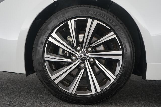 Toyota COROLLA Touring Sports 1.8 Hybrid Business Plus