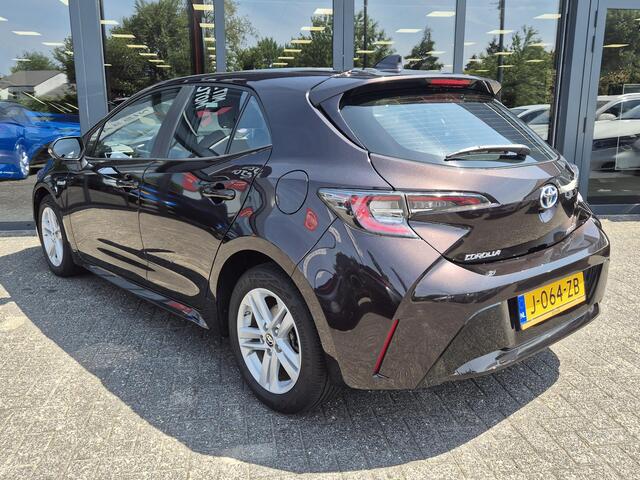 Toyota COROLLA 1.8 Hybrid Business | Navigatie | Dealer onderhouden |
